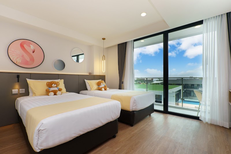 Wekata Luxury - Wekata Luxury, 98, 424 Thanon Kata Kata Beach, Tambon Karon, Amphoe Mueang, Chang Wat Phuket 83100, Thailand
