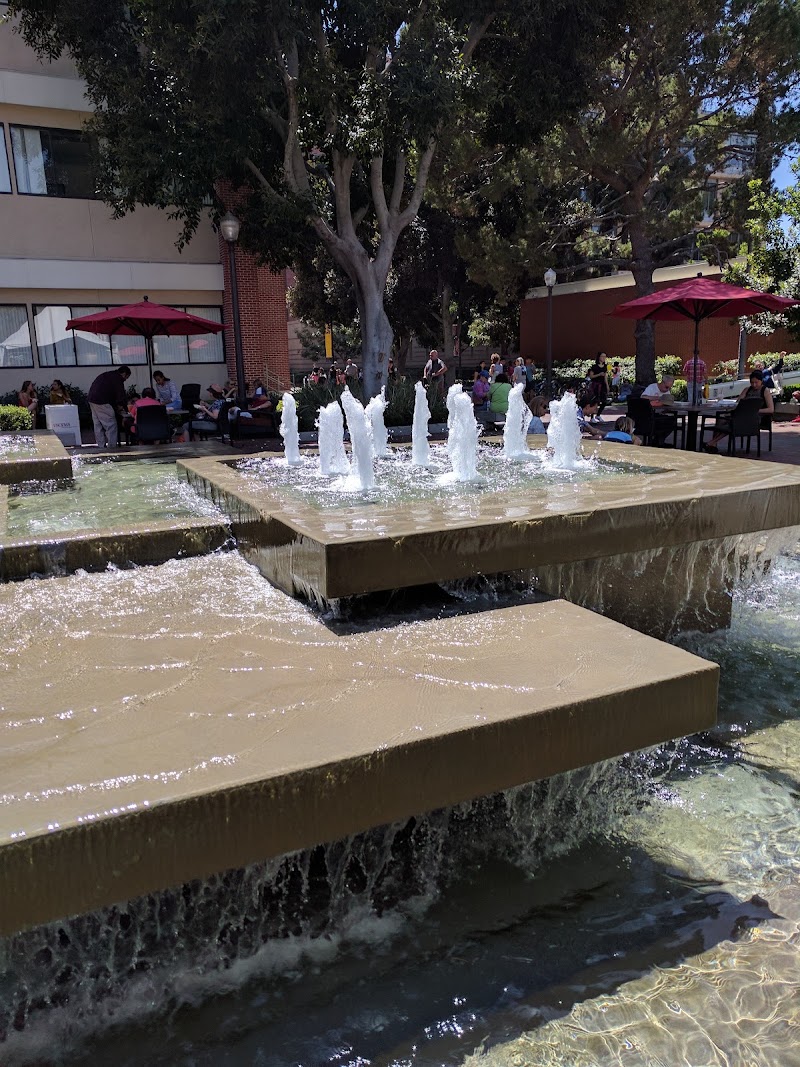 USC Viterbi School of Engineering - USC Viterbi School of Engineering, 3650 McClintock Ave, Los Angeles, CA 90089, USA