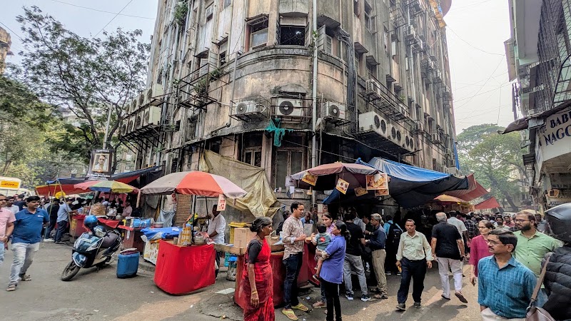 Zaveri Bazaar Khau galli - Zaveri Bazaar Khau galli, XR2J+9MR, L K Market, Zaveri Bazaar, Kalbadevi, Mumbai, Maharashtra 400003, India