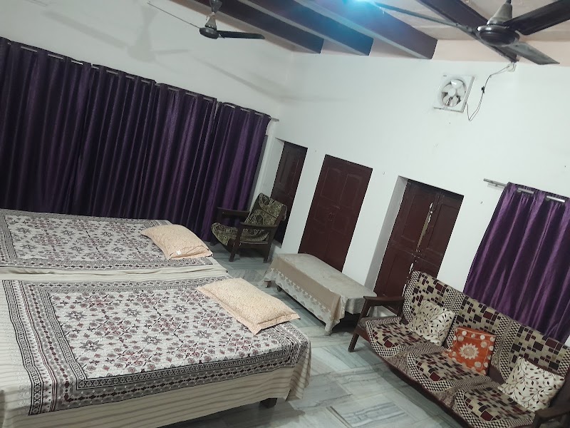 Saraswathy Homestay close to Tulsi ghat Assi - Saraswathy Homestay close to Tulsi ghat Assi, Anandbagh, Bhelupur, Varanasi, Uttar Pradesh 221001, India