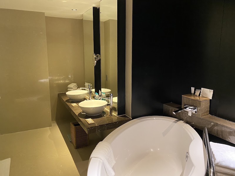 The Westin Hyderabad Mindspace - The Westin Hyderabad Mindspace, Raheja It Park Hitec City, HUDA Techno Enclave, Madhapur, Hyderabad, Telangana 500081, India