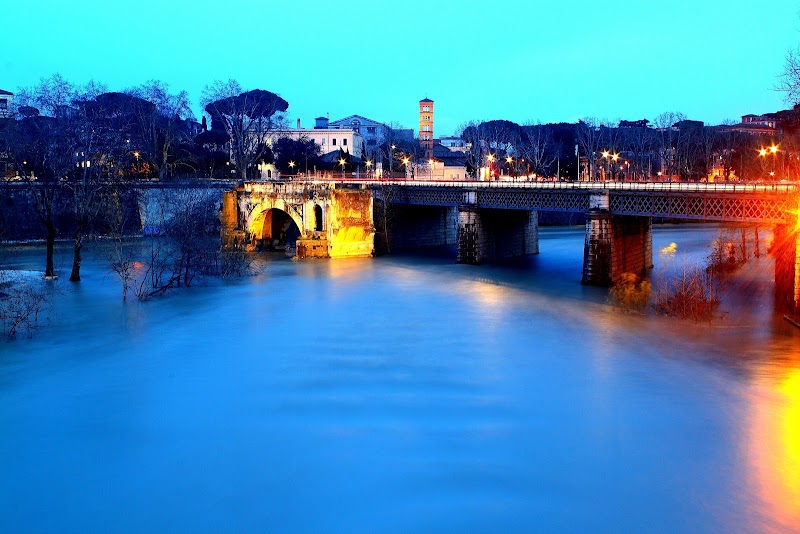 River Tiber - River Tiber, Italy