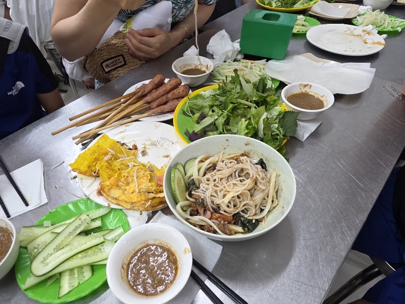 Bánh Xèo Bà Dưỡng - Bánh Xèo Bà Dưỡng 280/23 Hoàng Diệu, Hải Châu, Đà Nẵng 550000, Vietnam