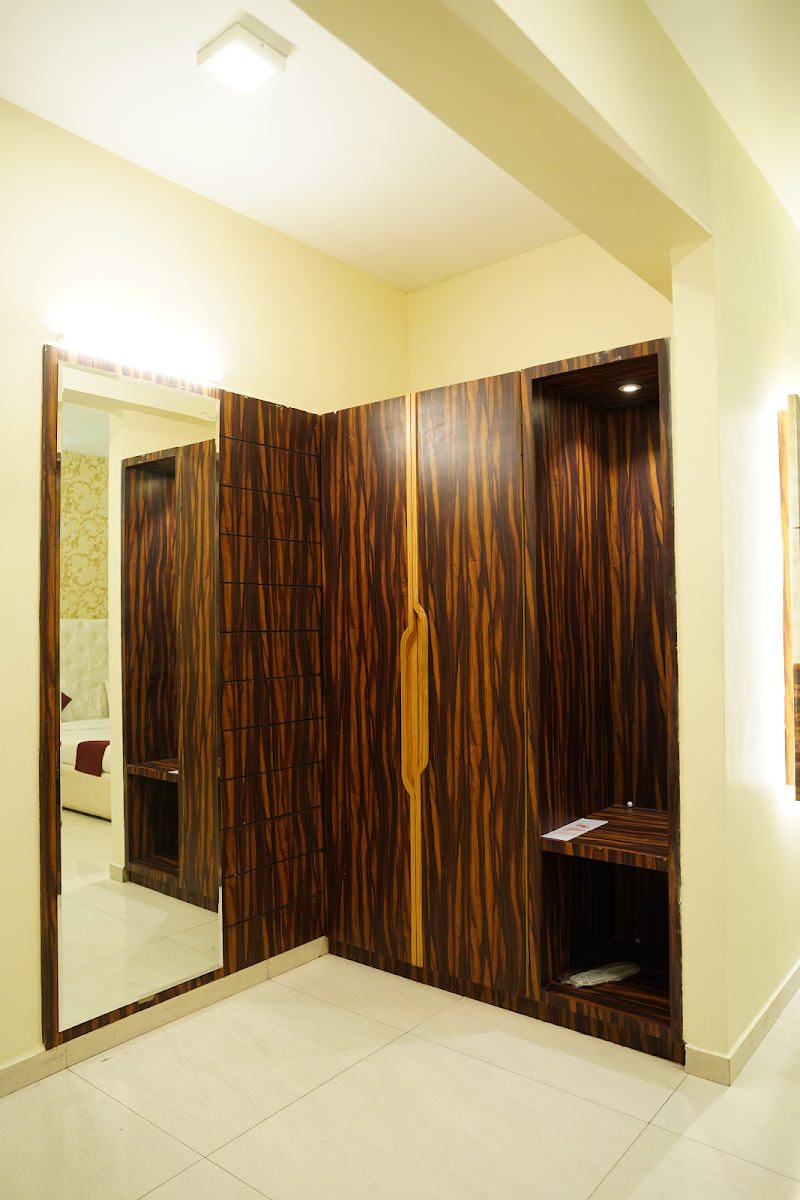 Hotel Golden - I - Hotel Golden - I hotel golden-i, behind D.M plaza bristal, Chhotapara, Janta Colony, Raipur, Chhattisgarh 492001, India