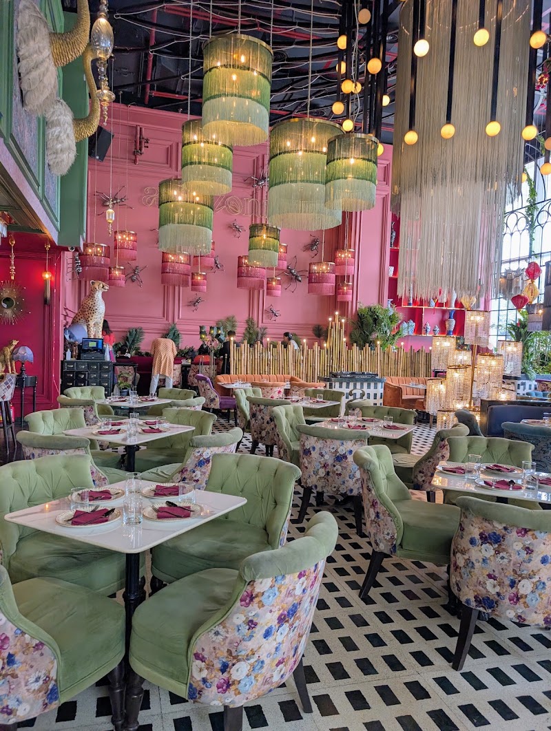 Amazonia - Amazonia Unit No. 5, Godrej BKC, G Block BKC, Bandra Kurla Complex, Bandra East, Mumbai, Maharashtra 400051, India