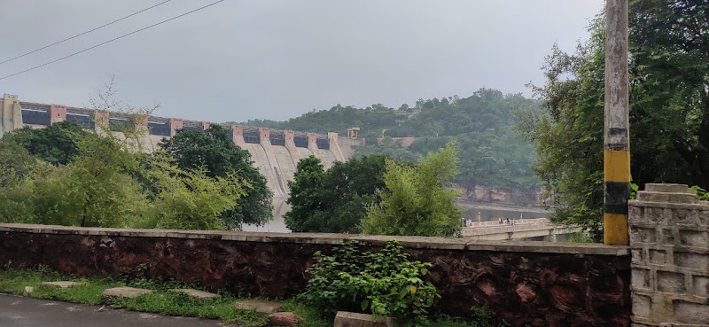 Gandhi Sagar Dam - Gandhi Sagar Dam, Chittauriya, Rajasthan 323307