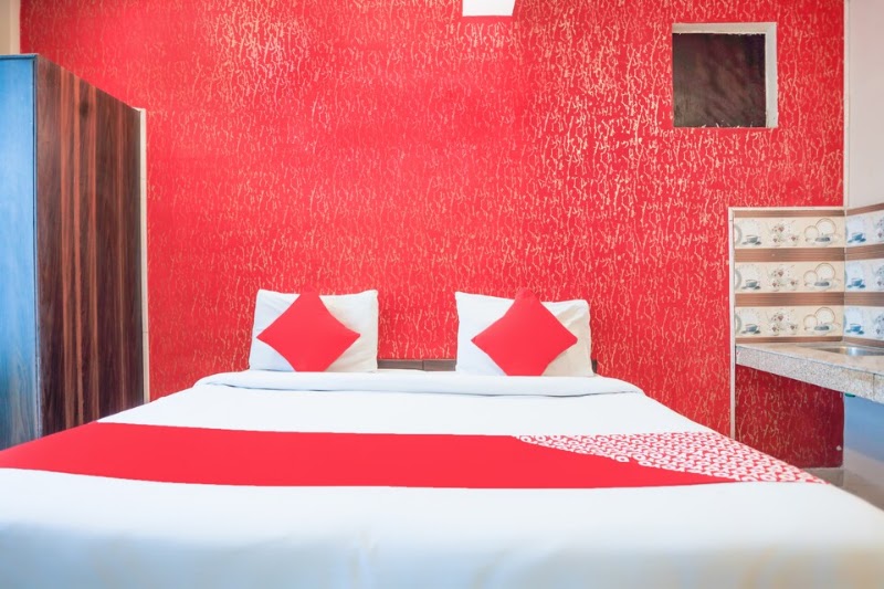 Hotel O Noida - Hotel O Noida 0101, Harola, Sector 5, Noida, Uttar Pradesh 201301, India