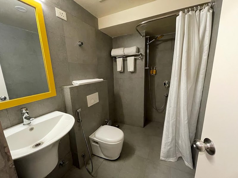 Bloom Hotel - Sector 62, Noida - Bloom Hotel - Sector 62, Noida C30/4, near Kidzee, C Block, Phase 2, Industrial Area, Sector 62, Noida, Uttar Pradesh 201309, India