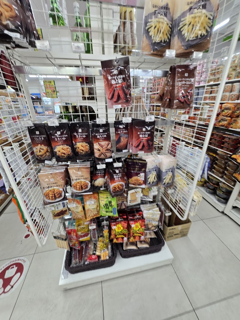 7-Eleven - 7-Eleven, 2-chōme-6-14 Shinsaibashisuji, Chuo Ward, Osaka, 542-0085, Japan