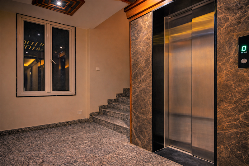 Hotel Mandovin - A Premium Hotel In Udaipur - Hotel Mandovin - A Premium Hotel In Udaipur 5 A, BN College Rd, opp. M.B. Ground, Govindpura, Subhash Nagar, Udaipur, Rajasthan 313002, India