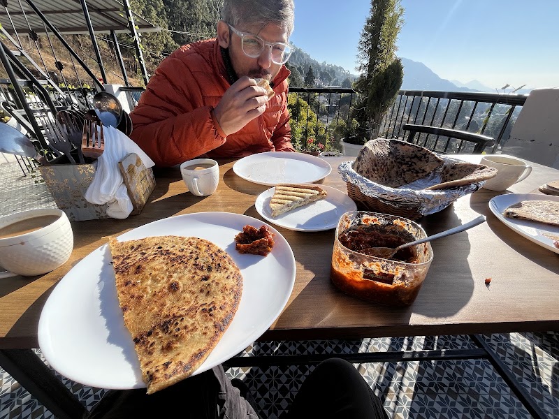 The Kumaon Kettle Cafe and Restaurant - The Kumaon Kettle Cafe and Restaurant, Kumaon Kettle, Bhowali - Gorkhakhal Rd, near Graphic Era, Ghorakhal, Sukha, Uttarakhand 263132, India