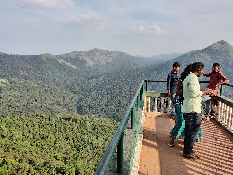 Bisile Ghat View Point - Bisile Ghat View Point PM6V+9P2, Bisle Ghat Rd, Arini, Karnataka 573123, India
