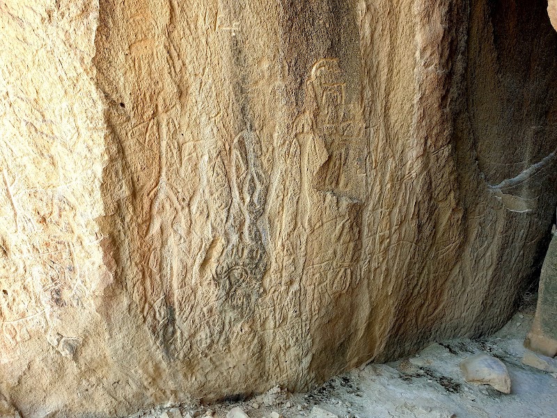 Gobustan National Historical-Artistic Preserve Museum - Gobustan National Historical-Artistic Preserve Museum 496H+MGM, Azerbaijan
