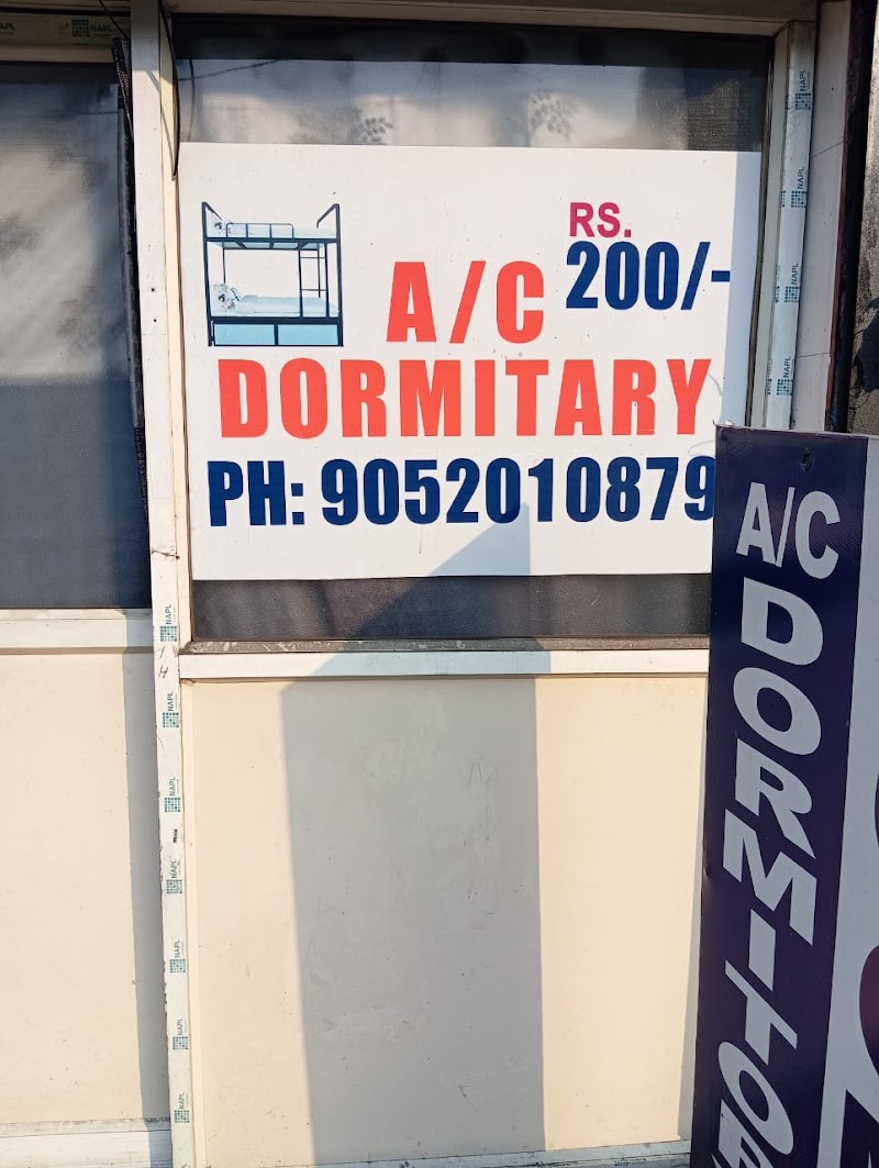 Relaxwell Dormitory - Relaxwell Dormitory near savera, opposite Bharath petrol bunk, RTC Complex, Dwaraka Nagar, Visakhapatnam, Andhra Pradesh 530016, India