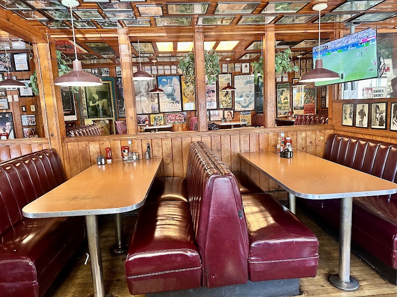 Harbor House Cafe