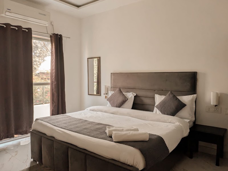 Sair Hostel - 100m from Assi Ghat - Sair Hostel - 100m from Assi Ghat B-30/252, Nagwa Rd, Near Assi Ghat, Dumraon Colony, Varanasi, Uttar Pradesh 221005, India