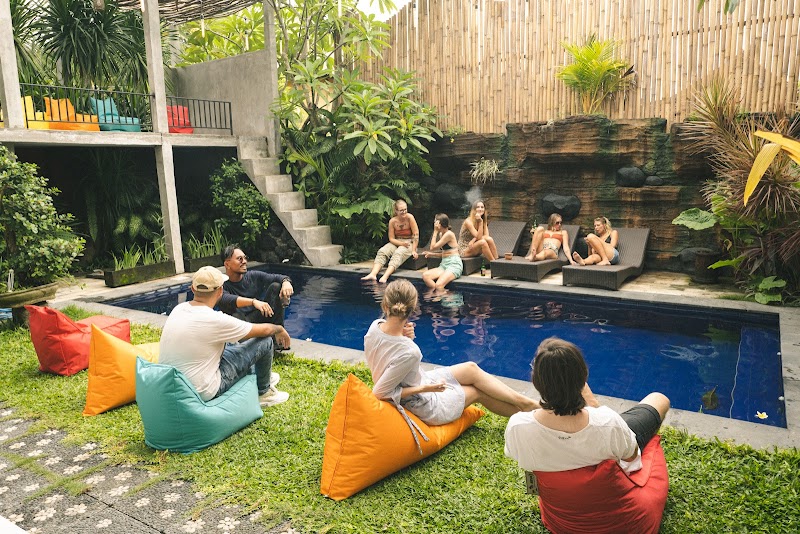 The Hostel Canggu - The Hostel Canggu Gg. Tunjung No.46E, Tibubeneng, Kec. Kuta Utara, Kabupaten Badung, Bali 80361, Indonesia