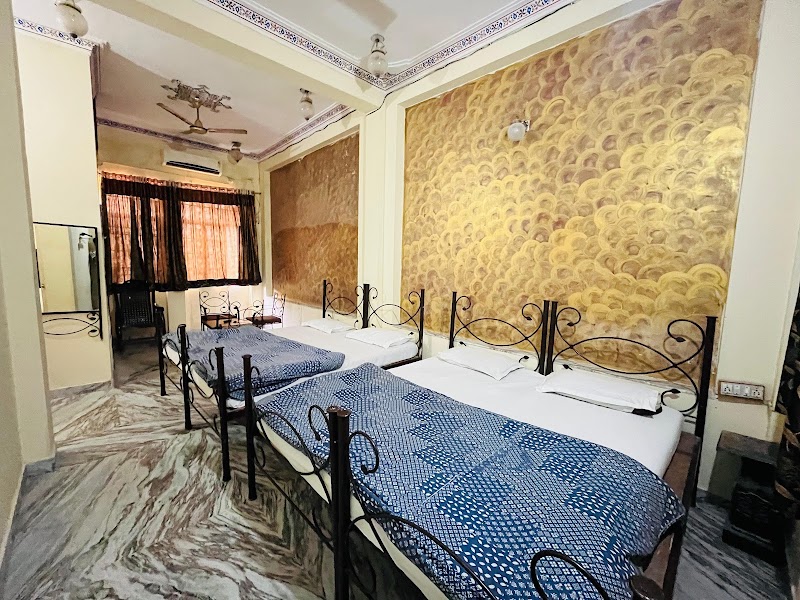 Heritage Haveli Guest House - Heritage Haveli Guest House Ward No. 22, Paneri Bhavan, 37, Gadiya Devra Marg, Chand Pole, Inside, Udaipur, Rajasthan 313004, India