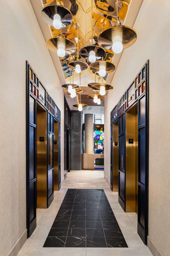 Motto by Hilton New York City Chelsea - Motto by Hilton New York City Chelsea 113 W 24th St, New York, NY 10001, USA