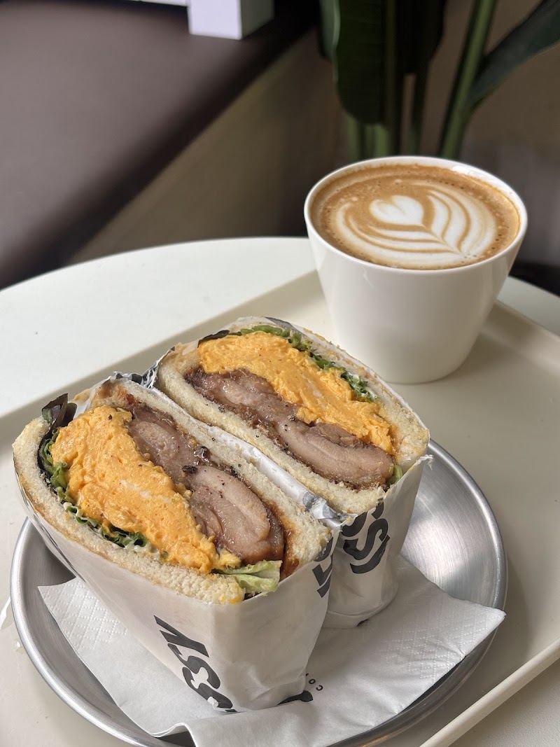 Jessy Coffee PMQ - Jessy Coffee PMQ Unit H105. 1/f. Block B, PMQ. 35 Aberdeen Street, Central Aberdeen, Central, Hong Kong