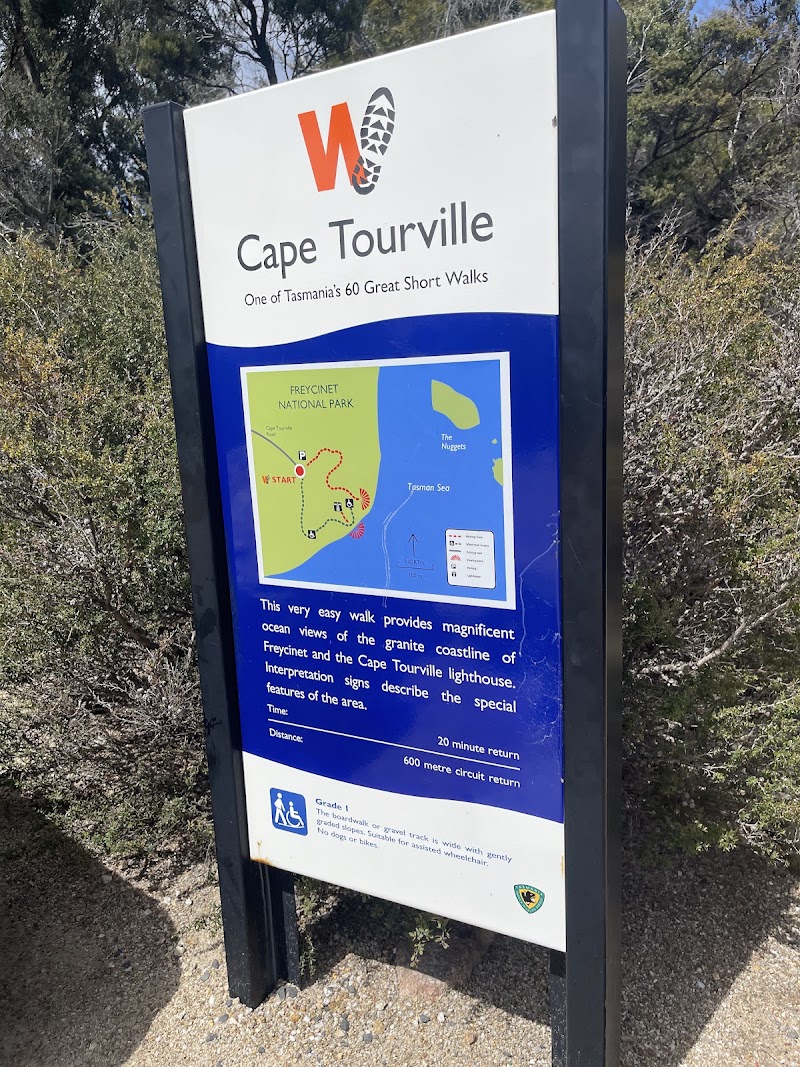 Cape Tourville Lighthouse and Lookout - Cape Tourville Lighthouse and Lookout, Freycinet National Park, Coles Bay TAS 7215, Australia