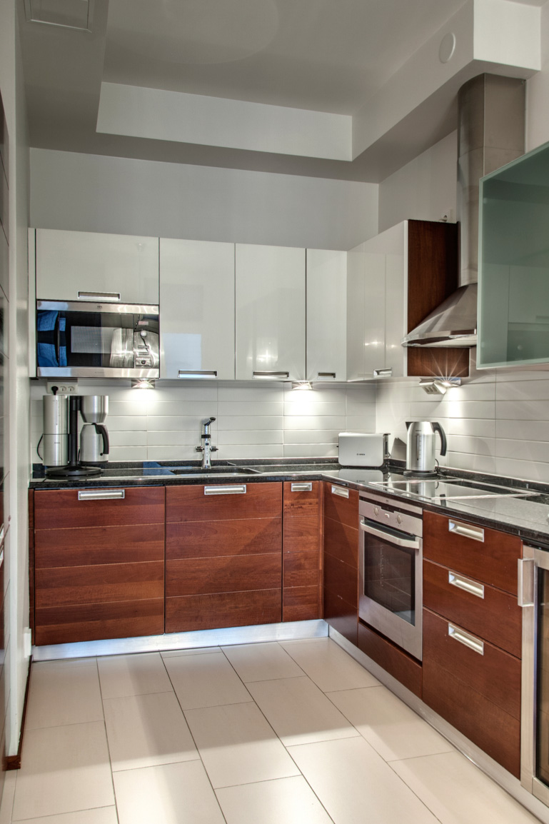 Gella Serviced Apartments - Huoneistohotelli Gella - Gella Serviced Apartments - Huoneistohotelli Gella Armfeltintie 18, 00150 Helsinki, Finland