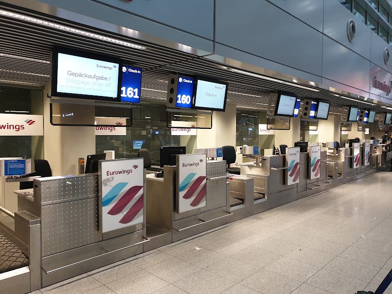 Flughafen Terminal A/B/C, Düsseldorf - Flughafen Terminal A/B/C, Düsseldorf, District 5, 40474 Düsseldorf, Germany