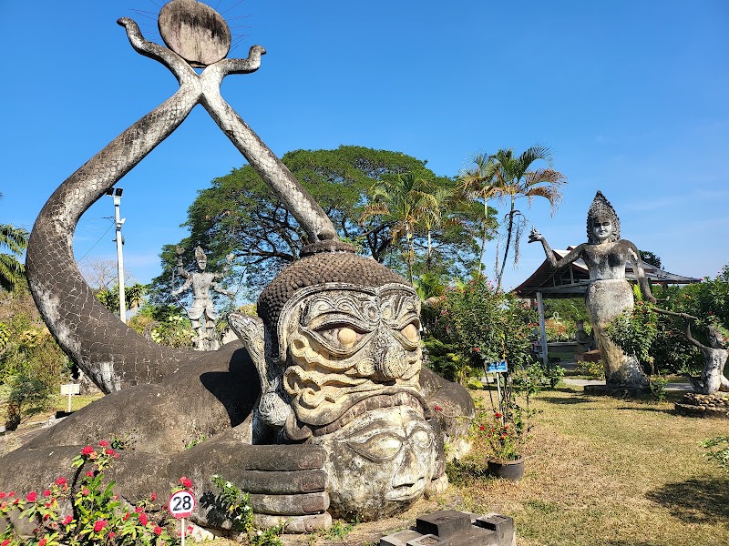Buddha Park (Wat Xieng Khouane Luang) - Buddha Park (Wat Xieng Khouane Luang), Deua, Thanon Tha, Vientiane, Laos