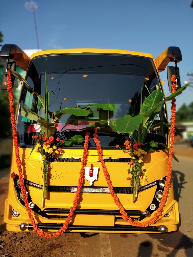 SLVT TRAVELS HOSPET - SLVT TRAVELS HOSPET, Chittawadigi Rd, Hosapete, Karnataka 583211, India