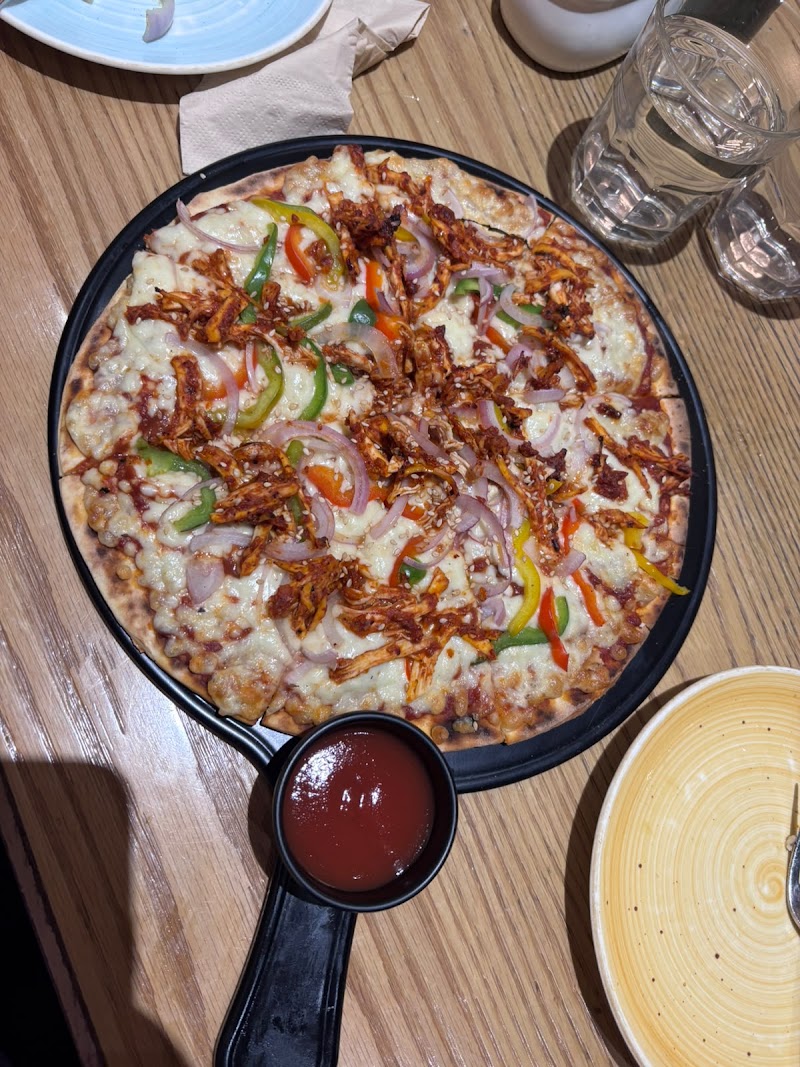 Aromas cafe & bistro - Aromas cafe & bistro Inorbit Mall(India) Pvt. Ltd, New Link Rd, Malad, Malad West, Mumbai, Maharashtra 400104, India