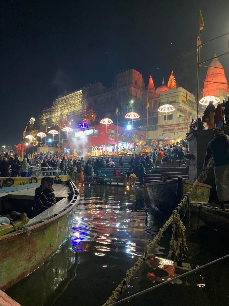 Bhadaini Ghat - Bhadaini Ghat Ghats of Varanasi, Bhadaini ghat, Shivala, Varanasi, Uttar Pradesh 221001, India