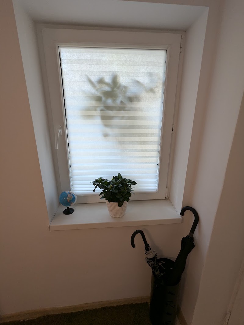 Serene Studio - Serene Studio S2 2, Str. Arh. Zagoritz 12, 021998 București, Romania