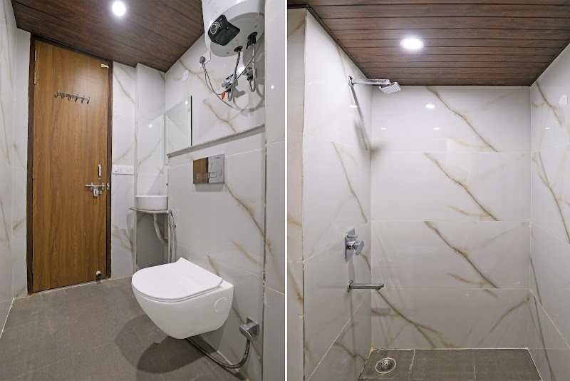Hotel O by OYO Prince Stay - Hotel O by OYO Prince Stay Plot No- A-14/29, near pari chowk, Knowledge Park III, Noida, Ruhallapur, Uttar Pradesh 201310, India