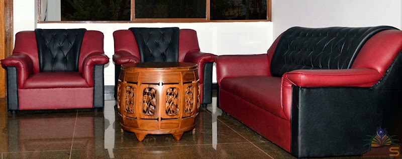 Hotel Srinivasa Residency - Hotel Srinivasa Residency near Krishna Temple Parking Area and Toilet, Rajangana, Udupi, Karnataka 576101, India