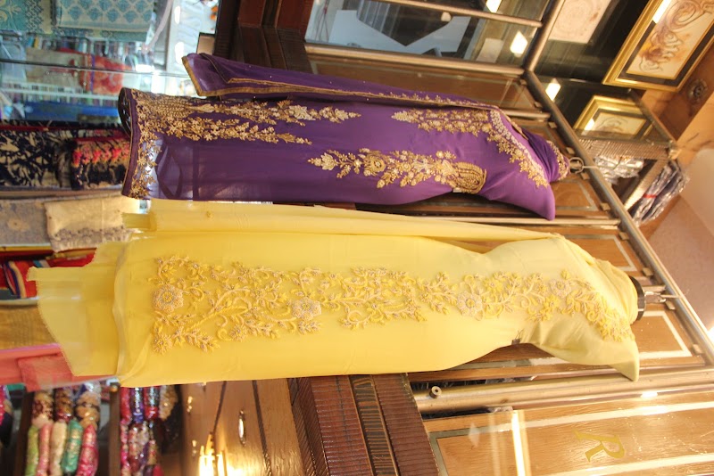 Ronak Boutique - Ronak Boutique Shop Number A-101, Elco Arcade, Hill Rd, Bandra (W, Bandra West, Mumbai, Maharashtra 400050, India