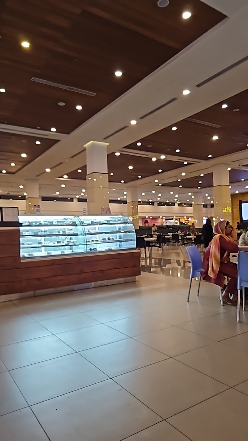 Palazhi hilite mall - Palazhi hilite mall, HiLITE Business Park, Poovangal, Kozhikode, Pantheeramkavu, Kerala 673014, India