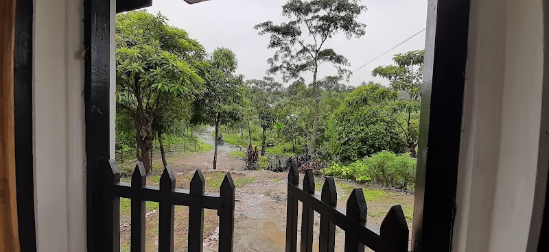 Verde Eco Tourist Lodge - Verde Eco Tourist Lodge Surok Mawlynnong, Mawlynnong, Meghalaya 793110, India