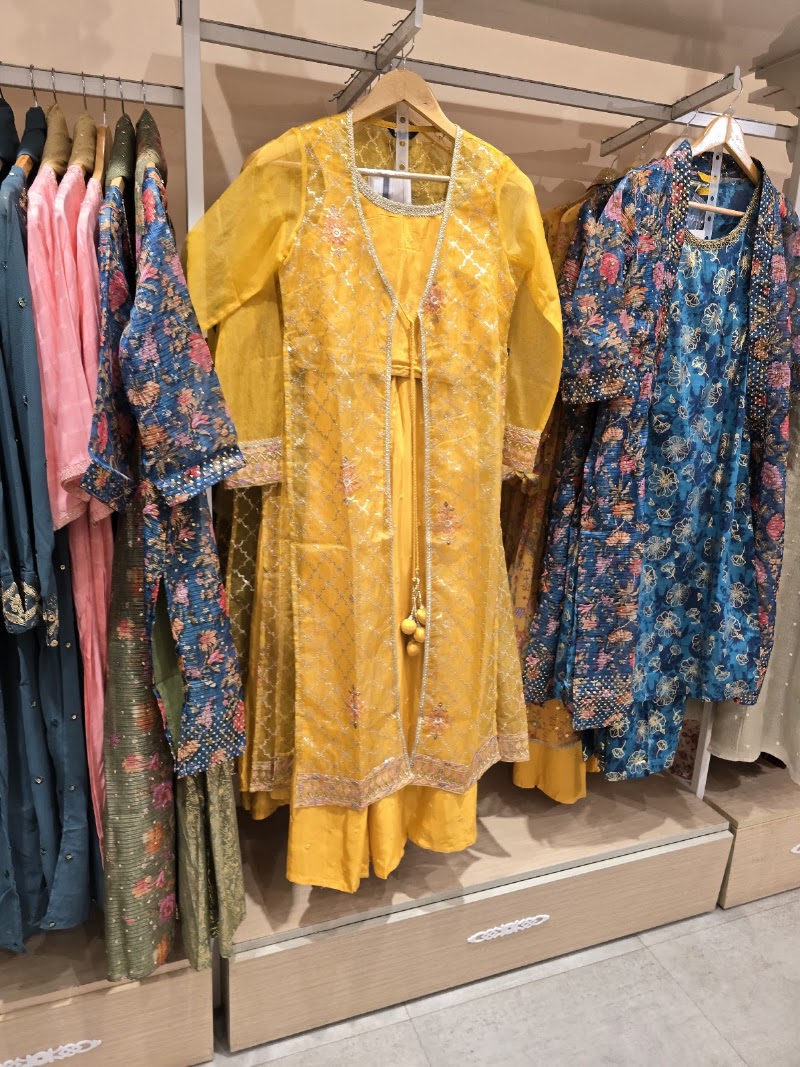 Aurelia Pacific Mall, Netaji Subhash Place, Delhi - Aurelia Pacific Mall, Netaji Subhash Place, Delhi Mahatma Gandhi Rd, First Floor, Pacific Mall, Shop Sh/1f/19, NSP, Netaji Subhash Place, Pitampura, Delhi, 110034, India