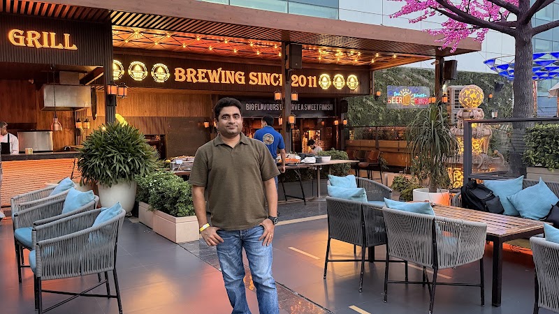 Downtown Skye Suncity - Downtown Skye Suncity 3rd Floor, Suncity Business Tower, Golf Course Rd, Suncity, Sector 54, Gurugram, Haryana 122002, India