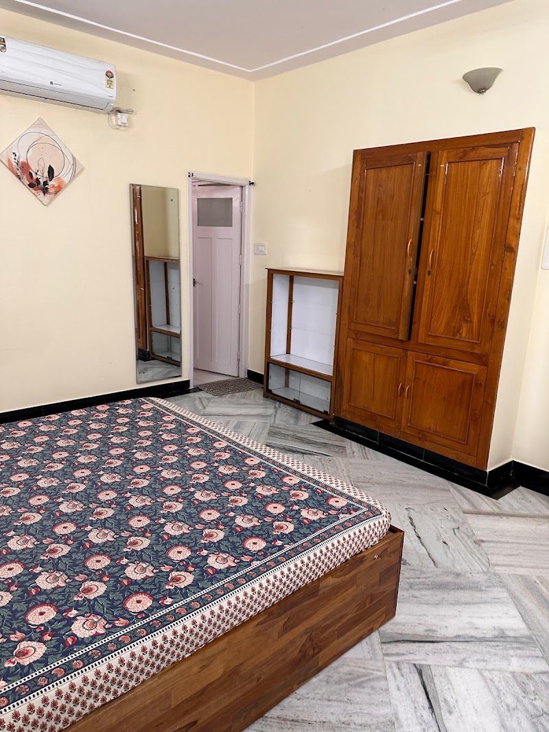 Kaza Guest House - Kaza Guest House 3-6-369/a/2, liberty, Street Number 1, Gagan Mahal, Domalguda, Himayatnagar, Hyderabad, Telangana 500029, India