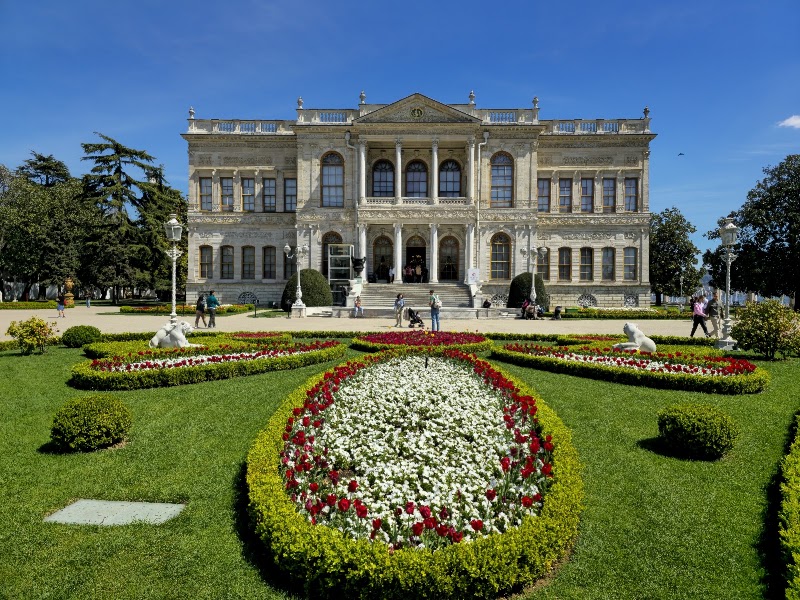 Dolmabahçe Palace - Dolmabahçe Palace, Vişnezade, Dolmabahçe Cd., 34357 Beşiktaş/İstanbul, Türkiye