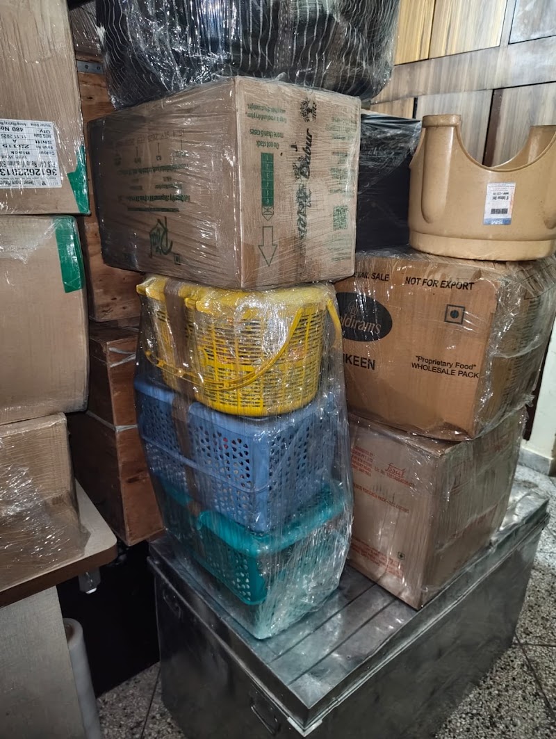 Movers and packers in Mumba - Movers and packers in Mumba, Shop Number 403, Nandlal Jain Road, Mandvi, Mumbai, Maharashtra 400009, India