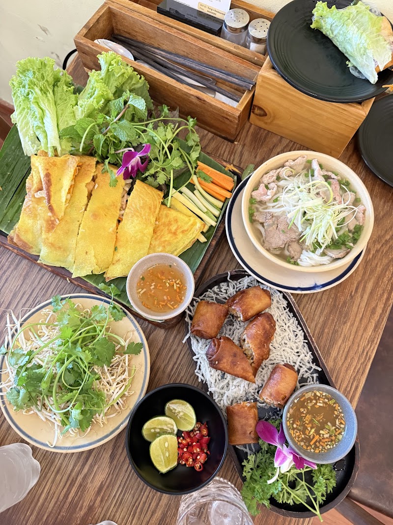 Tung’s Restaurant- Vietnamese cuisine & vegetarian food 2 - Tung’s Restaurant- Vietnamese cuisine & vegetarian food 2 1 Ngô Văn Năm, Sài Gòn, Hồ Chí Minh, Vietnam