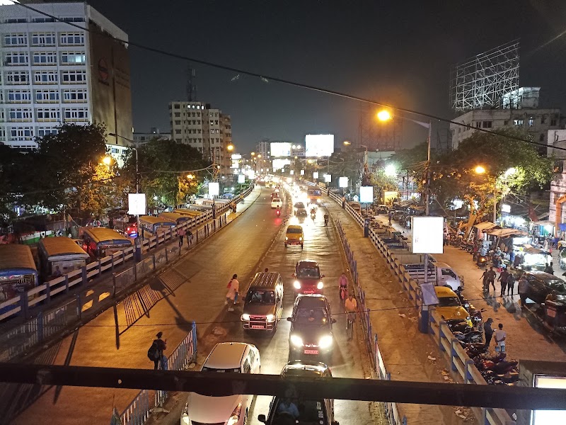 Dhakuria Bus Stand - Dhakuria Bus Stand, Gariahat Rd, Jodhpur Park, Kolkata, West Bengal 700031, India