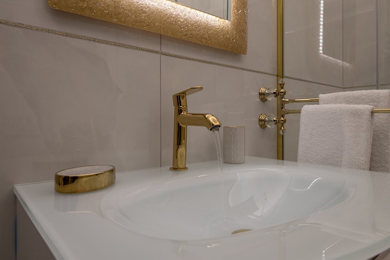 FASHION APARTMENT GOLD Bologna - FASHION APARTMENT GOLD Bologna, Via S. Donato, 51H, 40127 Bologna BO, Italy