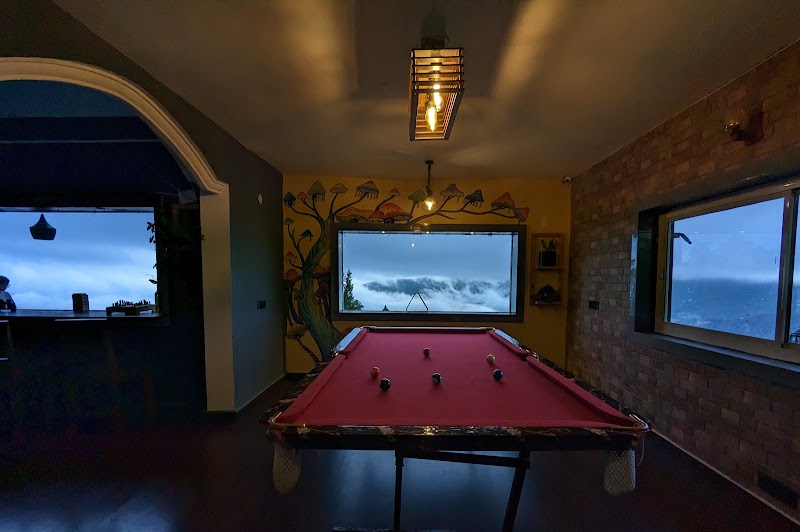The Fox Retreat - The Fox Retreat, Bhowali-Ramgarh-Mukteshwar Rd, Mukteshwar, Uttarakhand 263138, India