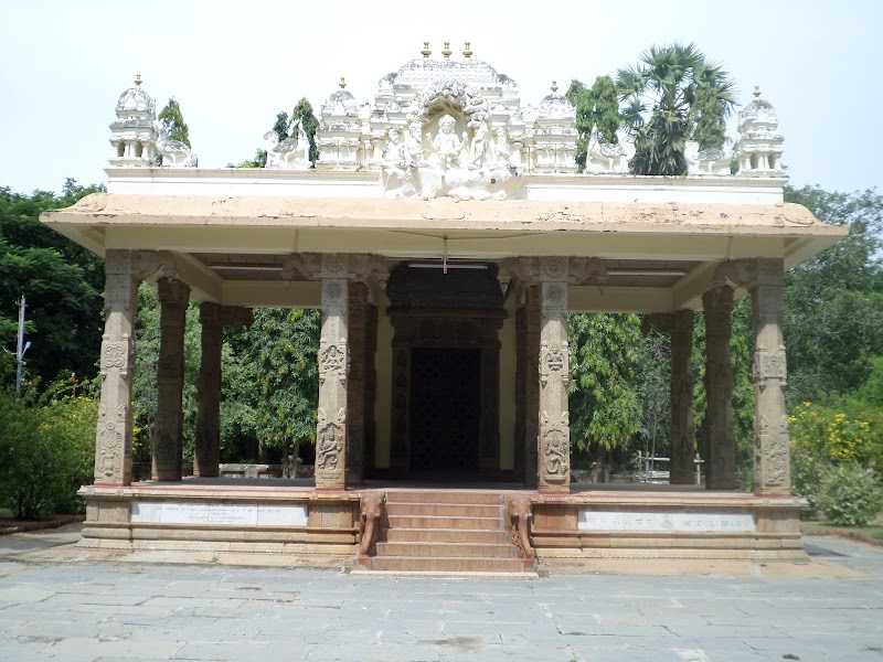 Temple of Light - Temple of Light, 2758+GJH, Arundale Ave, Theosophical Society, Besant Nagar, Chennai, Tamil Nadu 600020, India