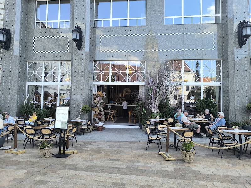 ROLAND Slovak Restaurant - ROLAND Slovak Restaurant, Hlavné námestie 5, 811 01 Bratislava-Staré Mesto, Slovakia