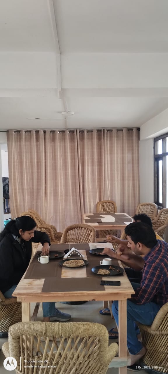Himalayan Yew Camps And Homestay -- By Raasta stays - Himalayan Yew Camps And Homestay -- By Raasta stays Village Nagrot P.O. Narkanda, Teh, Distt, Kumarsain, Himachal Pradesh 171213, India