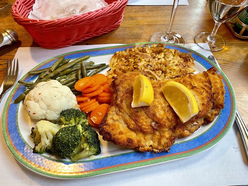 Hotel & Restaurant Stechelberg | Ferienwohnung | Bed and Breakfast - Hotel & Restaurant Stechelberg | Ferienwohnung | Bed and Breakfast Rütti, 3824 Stechelberg, Switzerland